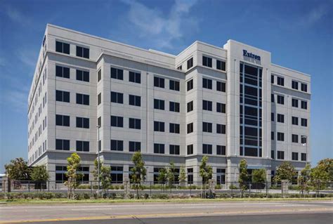 extron electronics corporation.